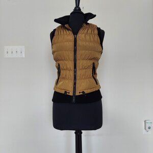 Calvin Klein vest. Size XS. Polyester body , lining and fill.